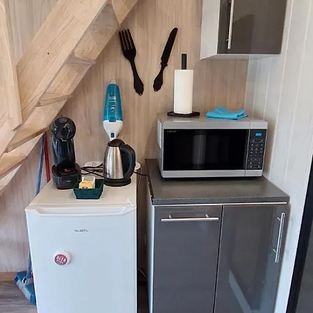 Maison De Jardin 4 Personnes *